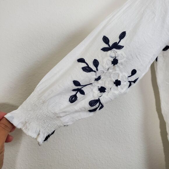 Kindred Top Large White Floral Embroidery Boho Peasant Cottagecore Gauzy Flowy - Picture 5 of 9